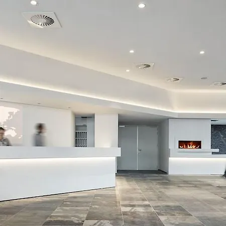 Mainport Rotterdam, A Hilton Affiliate