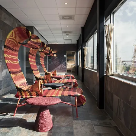 Hotel Mainport Rotterdam, A Hilton Affiliate