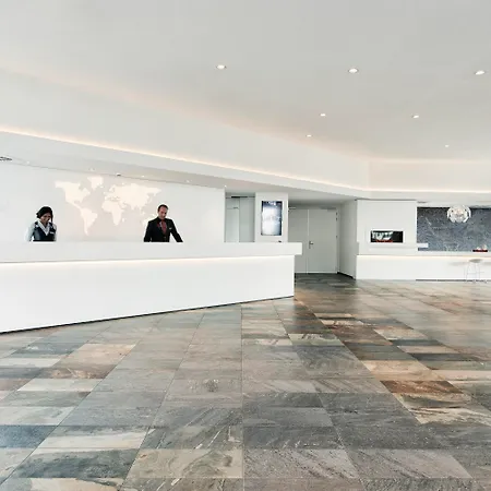 Hotel Mainport Rotterdam, A Hilton Affiliate