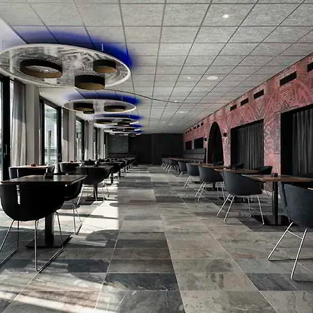 Mainport Rotterdam, A Hilton Affiliate 4*