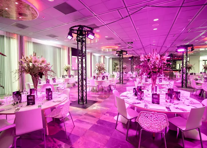 Haven Rotterdam, Curio Collection By Hilton Hotel Roterdão