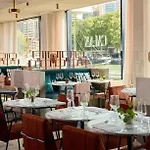 호텔 Haven Rotterdam, Curio Collection By Hilton 5*