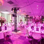 Haven Rotterdam, Curio Collection By Hilton 호텔 로테르담