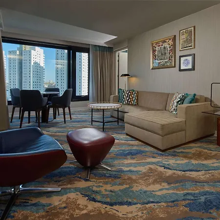 Haven Rotterdam, Curio Collection By Hilton 호텔