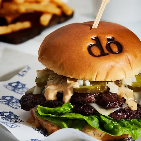 Hotel Haven Rotterdam, Curio Collection By Hilton