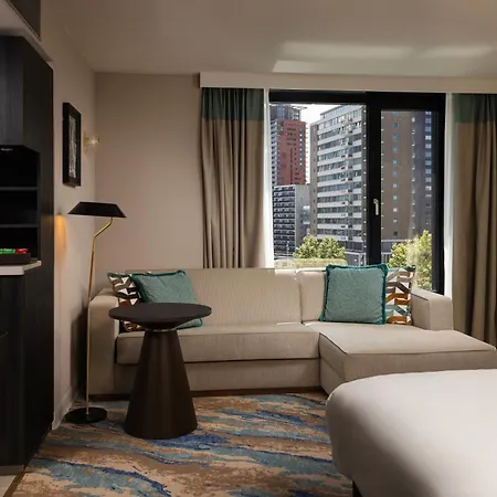 Haven Rotterdam, Curio Collection By Hilton 호텔