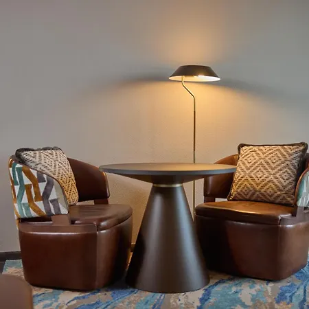 호텔 Haven Rotterdam, Curio Collection By Hilton 로테르담