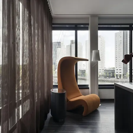 호텔 Haven Rotterdam, Curio Collection By Hilton 5*