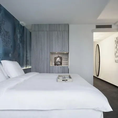 Haven Rotterdam, Curio Collection By Hilton 호텔 로테르담