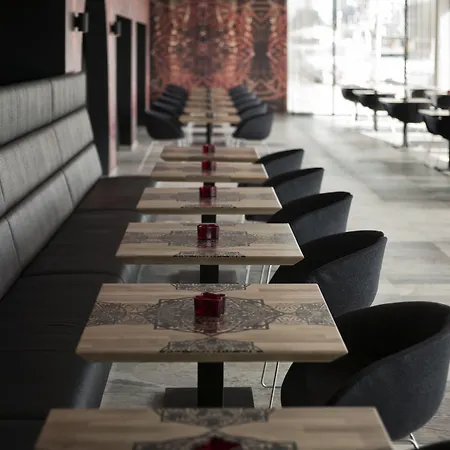 فندق Haven Rotterdam, Curio Collection By Hilton