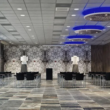 Haven Rotterdam, Curio Collection By Hilton 호텔 로테르담