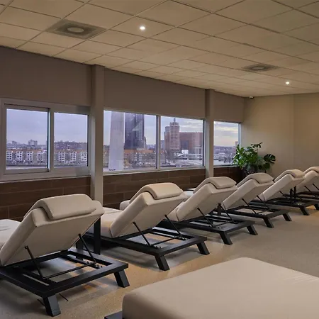 Haven Rotterdam, Curio Collection By Hilton فندق