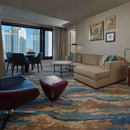 Haven Rotterdam, Curio Collection By Hilton Rotterdam