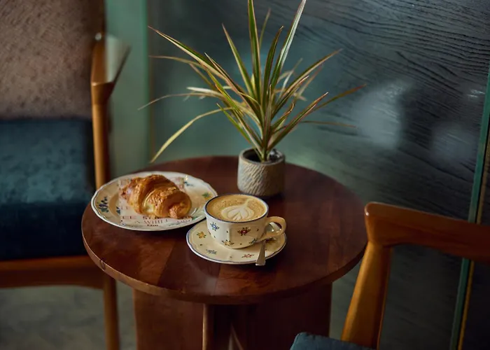 Haven Rotterdam, Curio Collection By Hilton Rotterdam