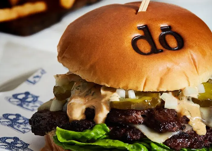 Hotel Haven Rotterdam, Curio Collection By Hilton