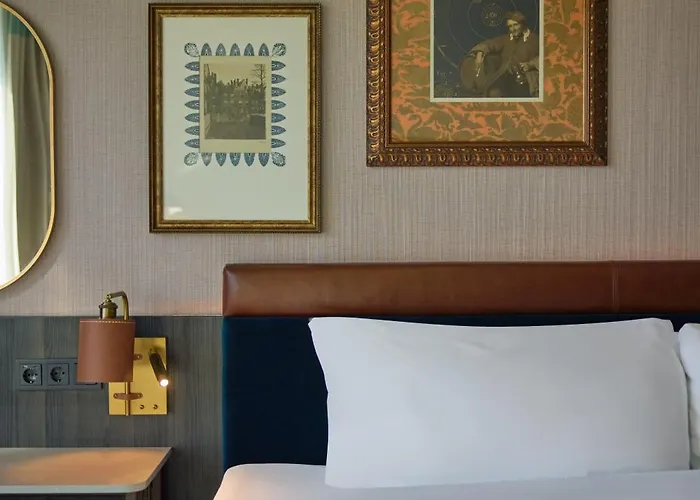 Hotel Haven Rotterdam, Curio Collection By Hilton 5*