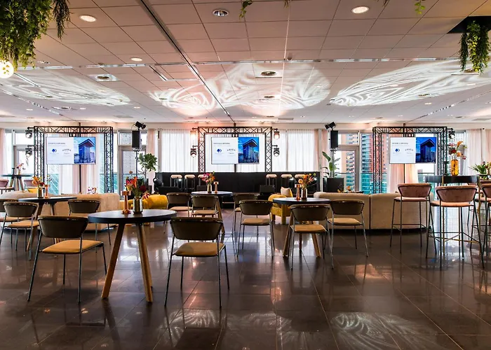 Haven Rotterdam, Curio Collection By Hilton 호텔