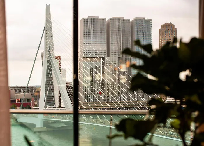 호텔 Haven Rotterdam, Curio Collection By Hilton