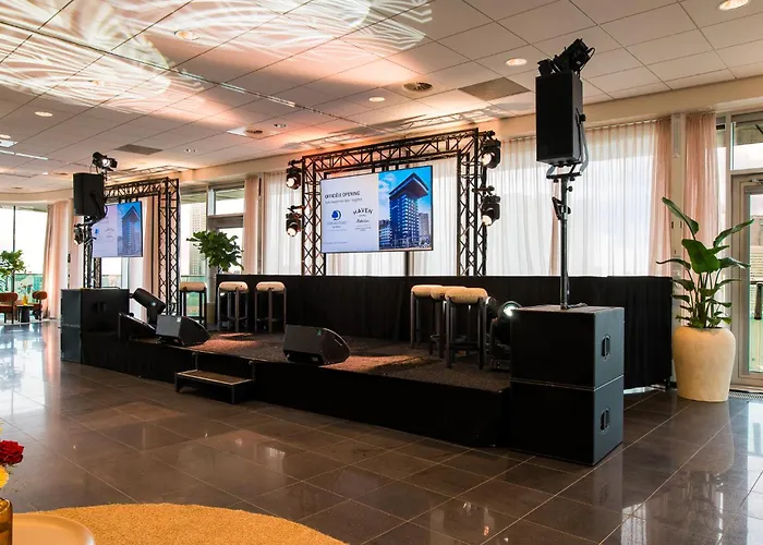 Haven Rotterdam, Curio Collection By Hilton 호텔 5*