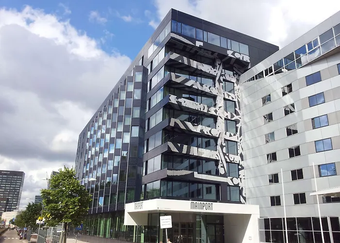 Haven Rotterdam, Curio Collection By Hilton Rotterdam