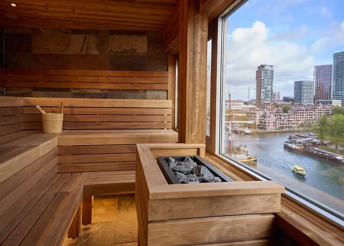 ホテル Haven Rotterdam, Curio Collection By Hilton ロッテルダム