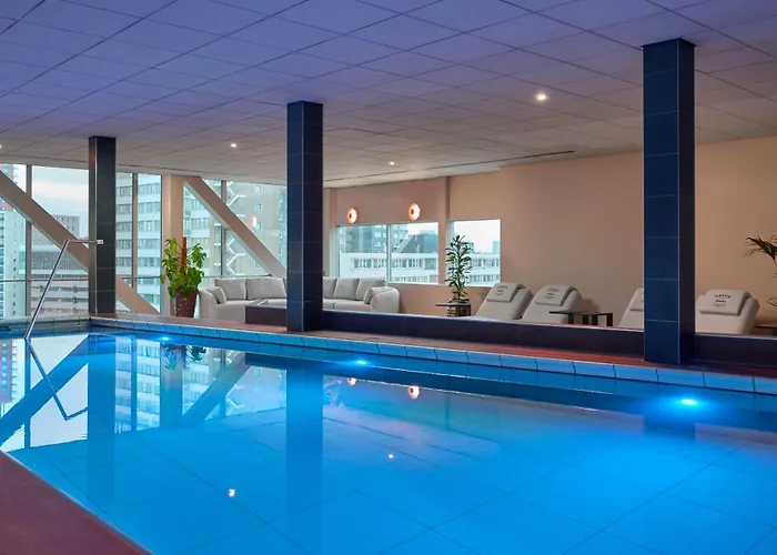 ホテル Haven Rotterdam, Curio Collection By Hilton ロッテルダム