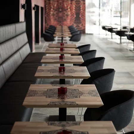 Mainport Rotterdam, A Hilton Affiliate Szálloda 4*