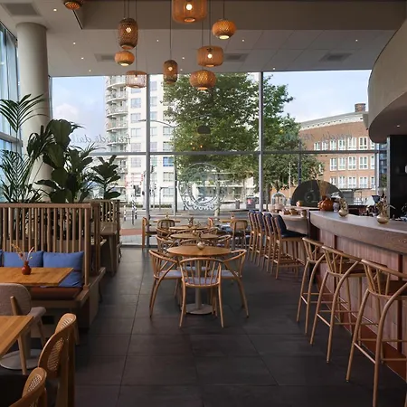 מלון Haven Rotterdam, Curio Collection By Hilton רוטרדם